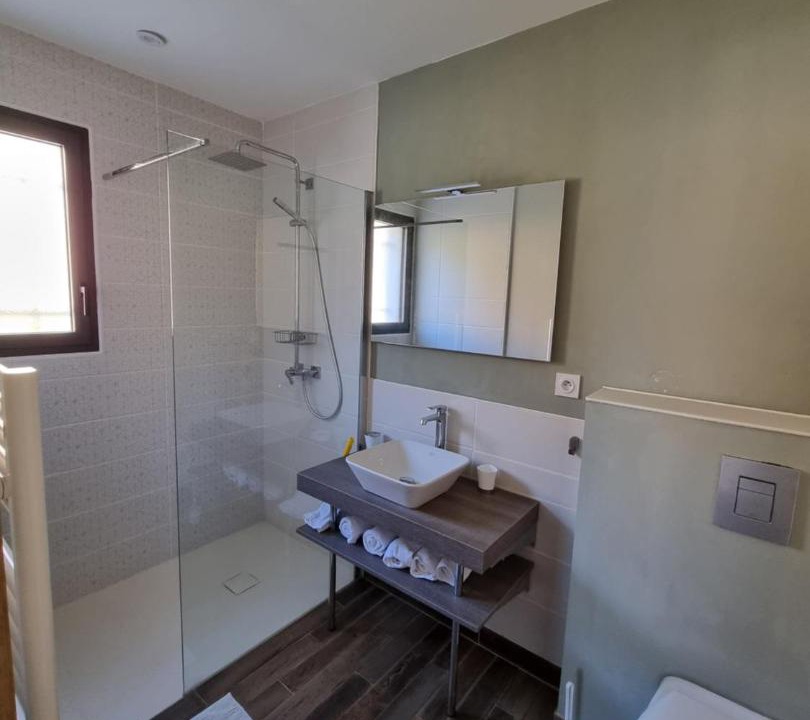 Photo of Bathroom in Mirabel-aux-Baronnies