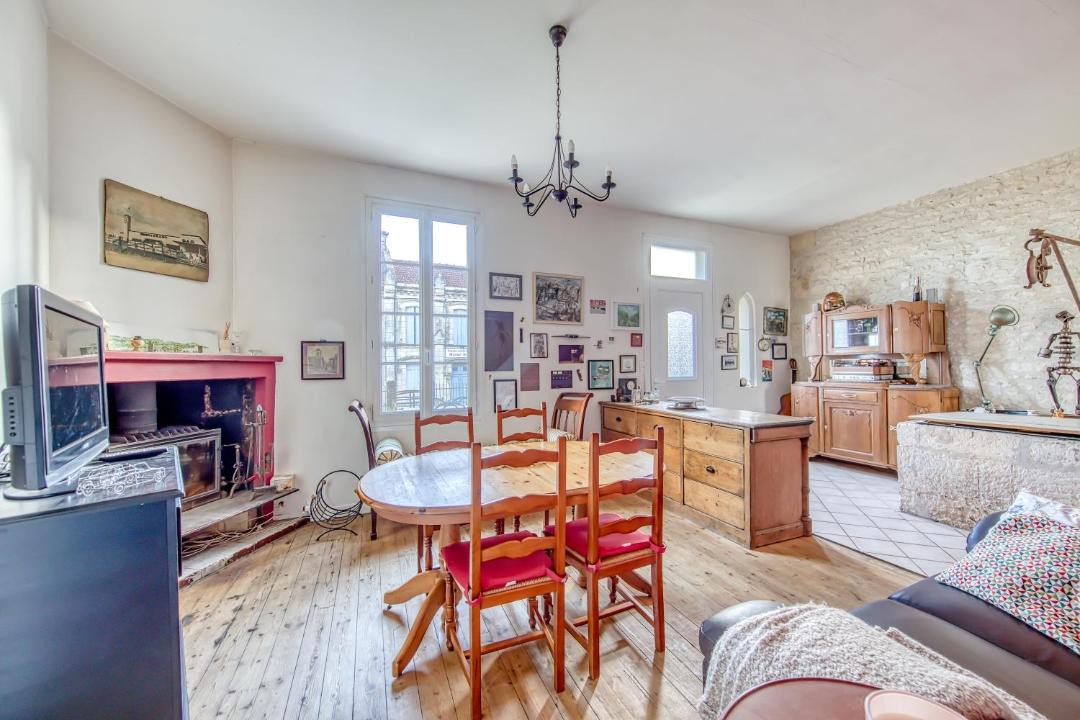 Photo of Others in Mortagne-sur-Gironde