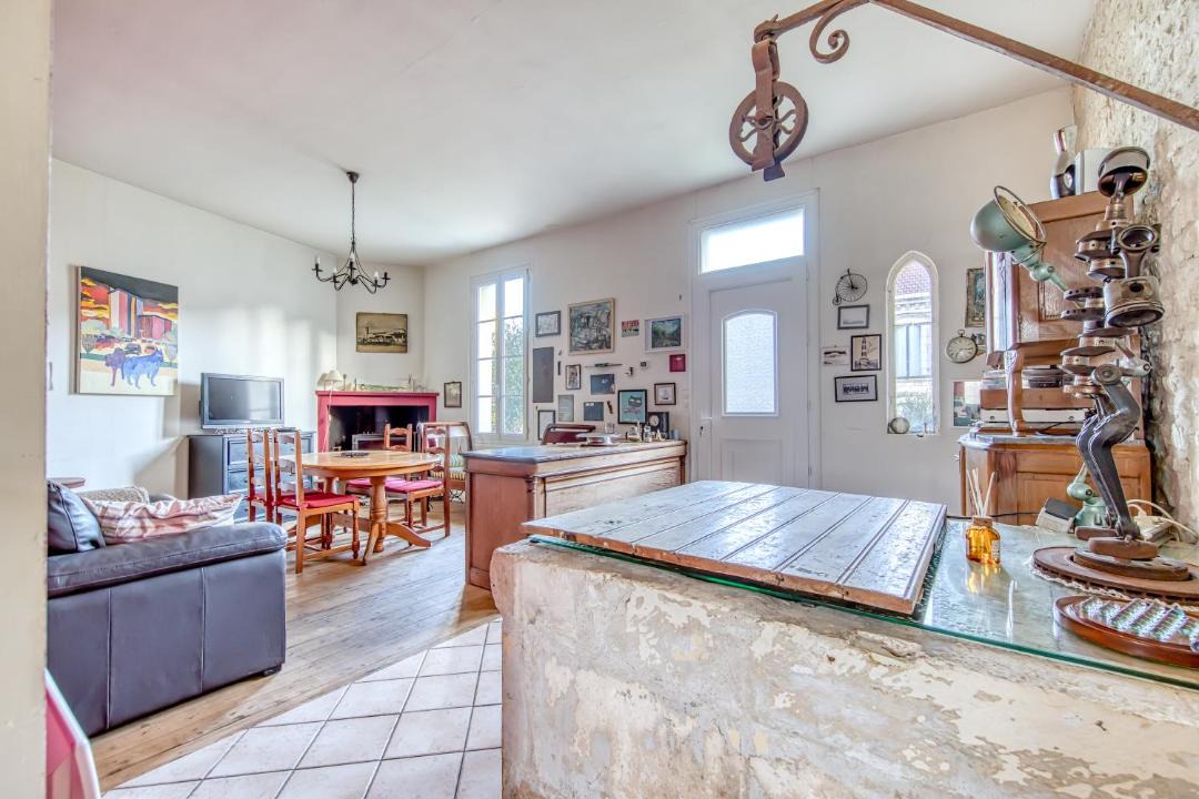 Photo of Others in Mortagne-sur-Gironde