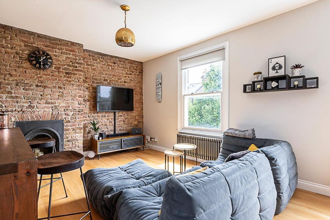 Photo of Others in Brixton Hill