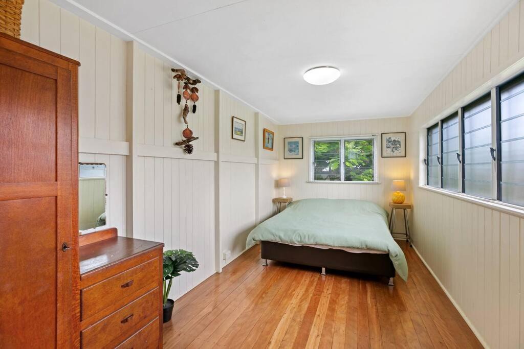 Photo of Bedroom in Tin Can Bay