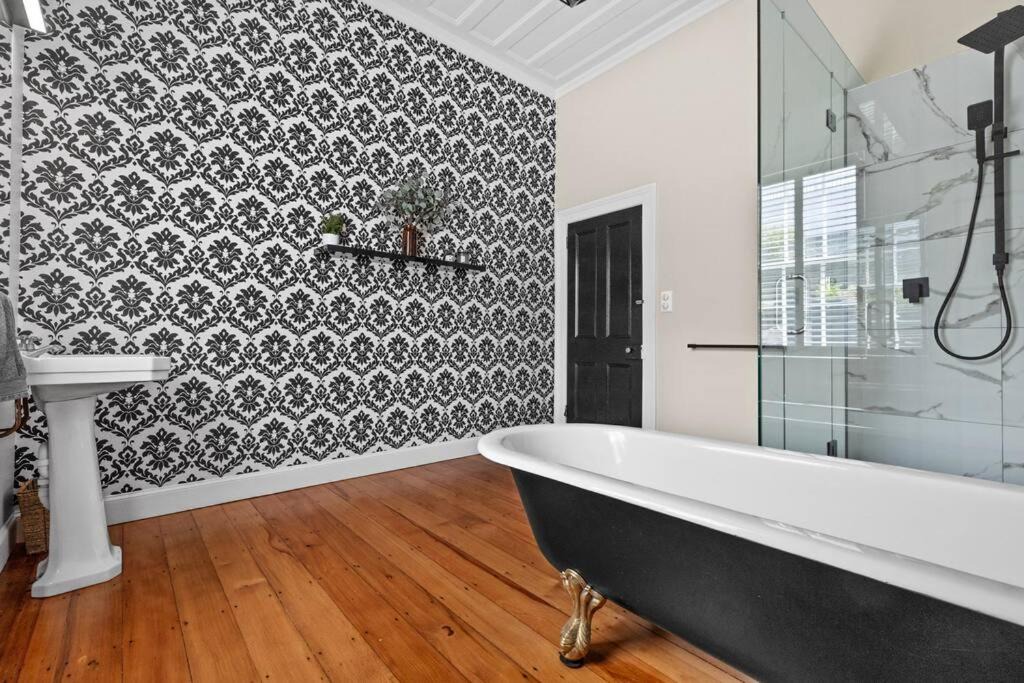 Photo of Bathroom in Bluff Hill