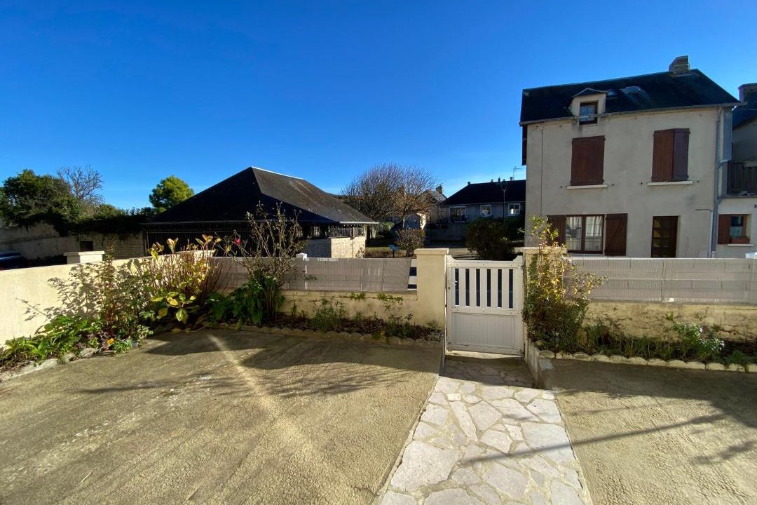 Photo of Others in Port-en-Bessin-Huppain