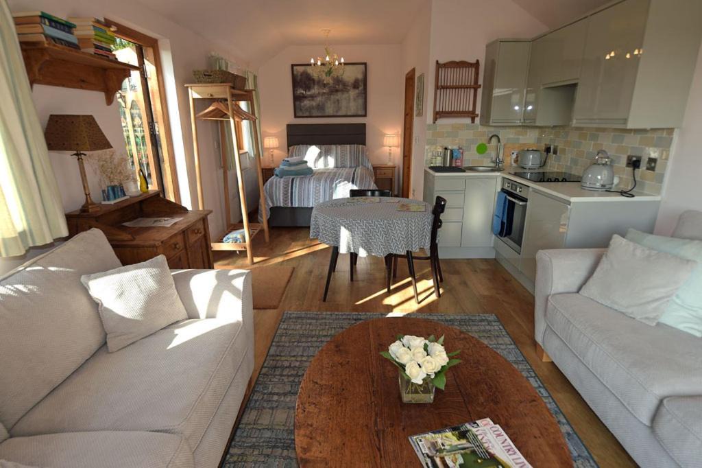 Photo of Others in Nuthurst