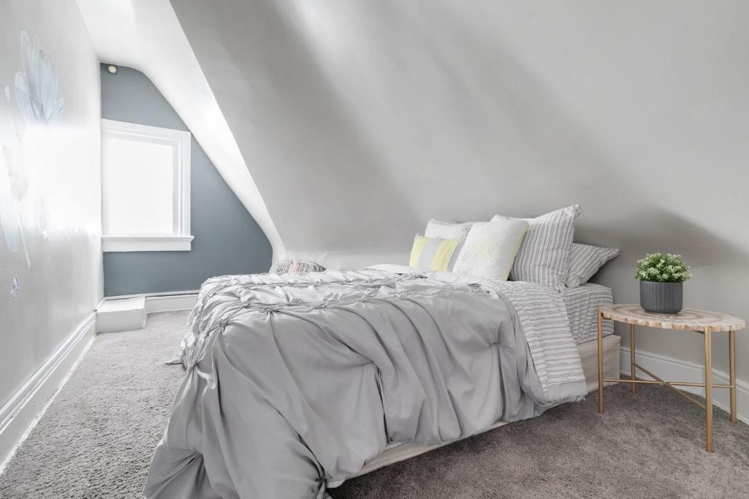 Photo of Bedroom in Fan District