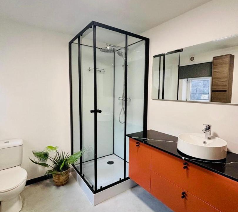 Photo of Bathroom in Elbeuf