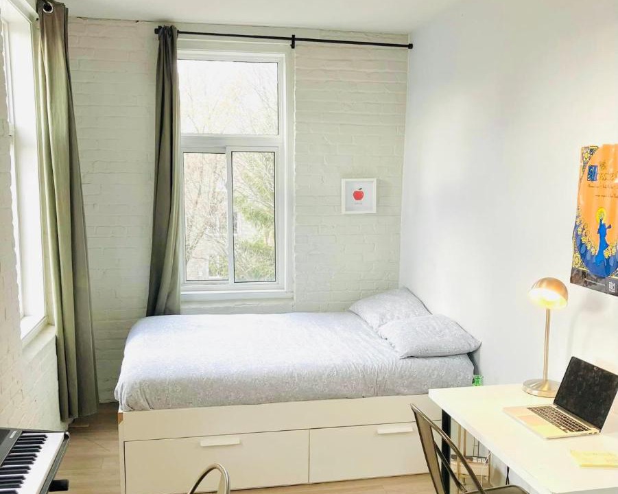 Photo of Bedroom in Elbeuf