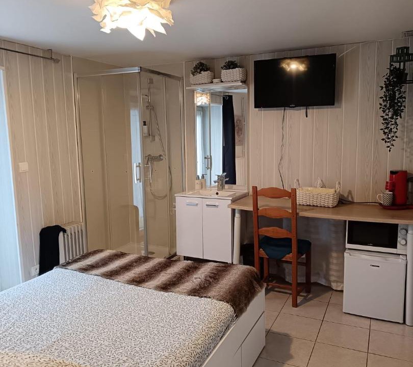 Photo of Others in Francin