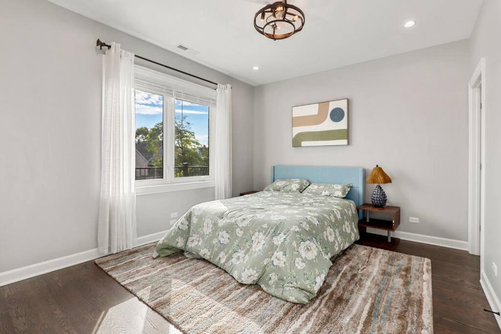 Photo of Bedroom in Grand Boulevard