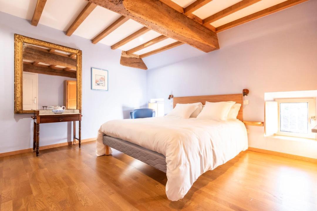 Photo of Bedroom in Hurigny