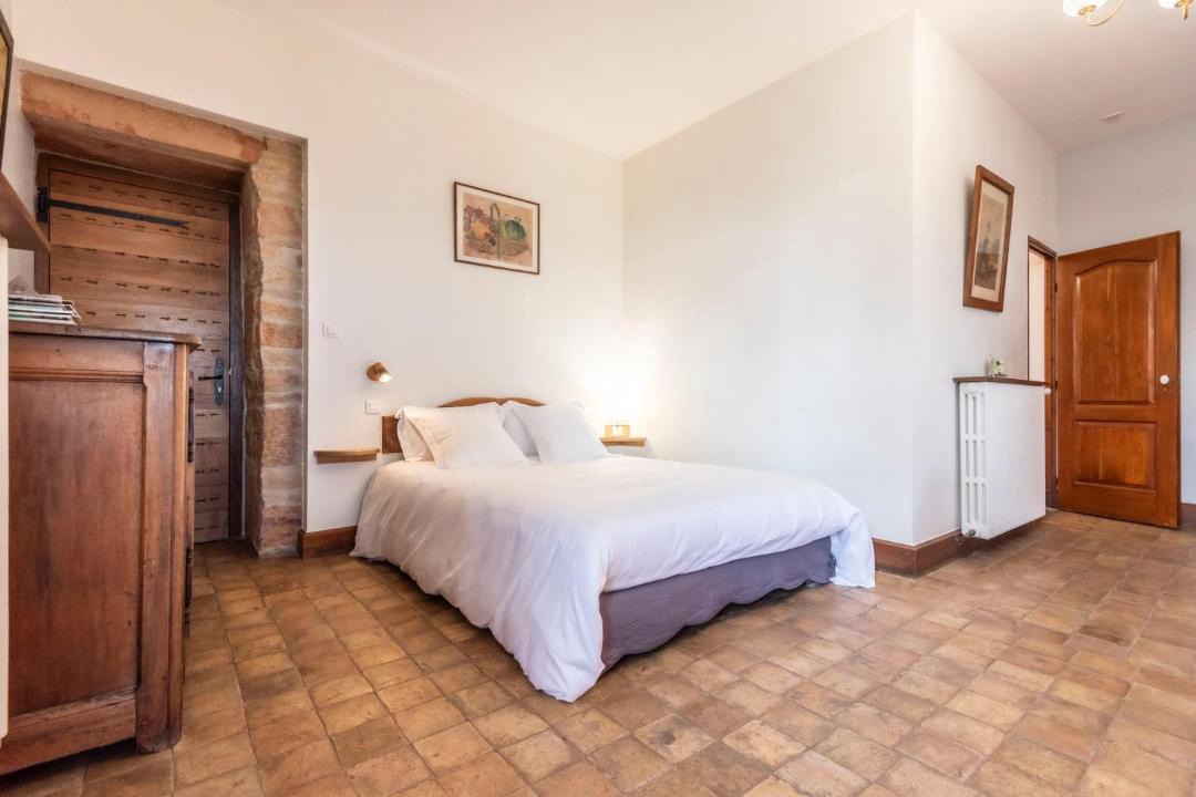Photo of Bedroom in Hurigny