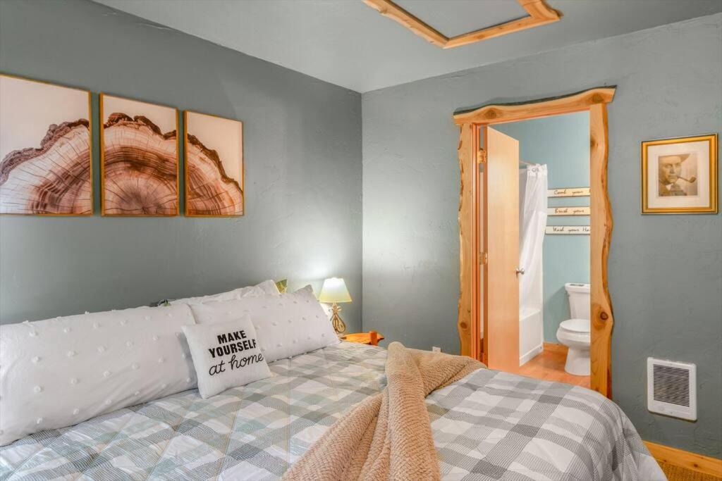 Photo of Bedroom in Packwood