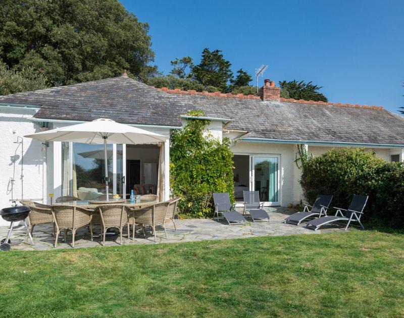 Photo of Others in Rock