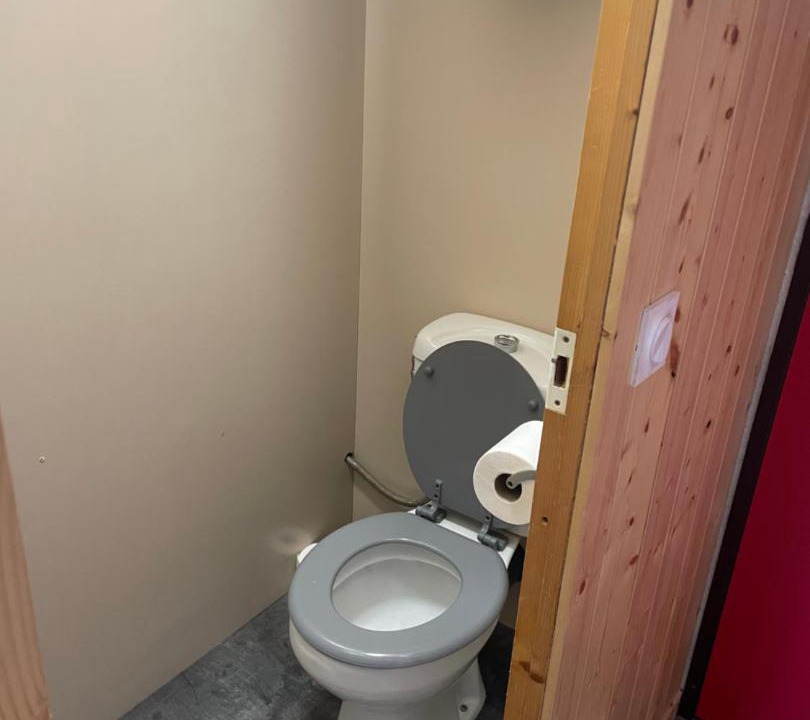 Photo of Bathroom in Premanon
