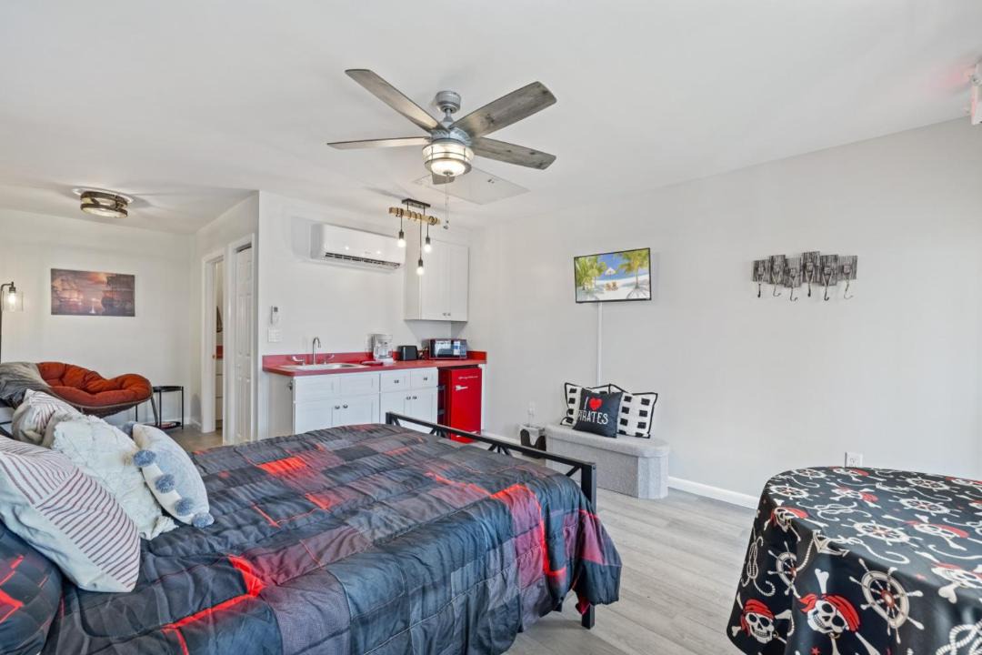 Photo of Bedroom in Cedar Key