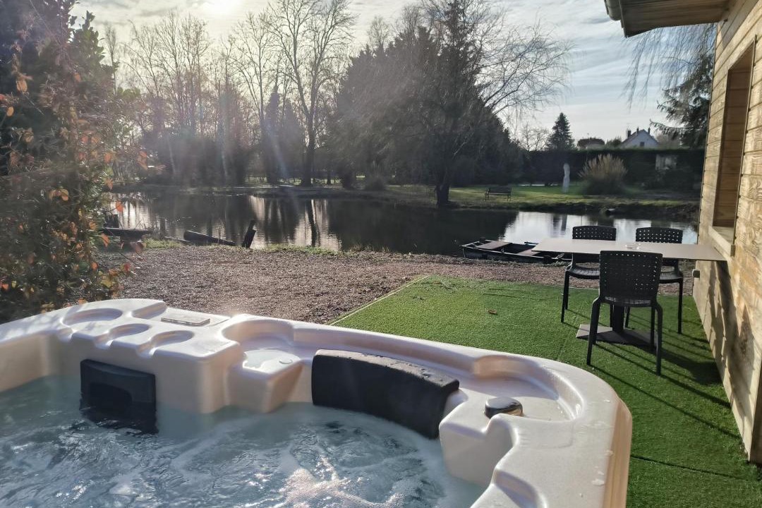 Photo of Others in Lamarche-sur-Saone