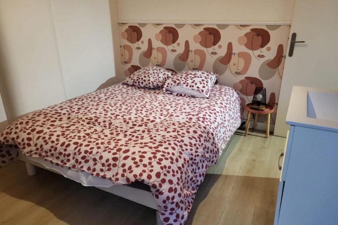 Photo of Bedroom in Valenciennes