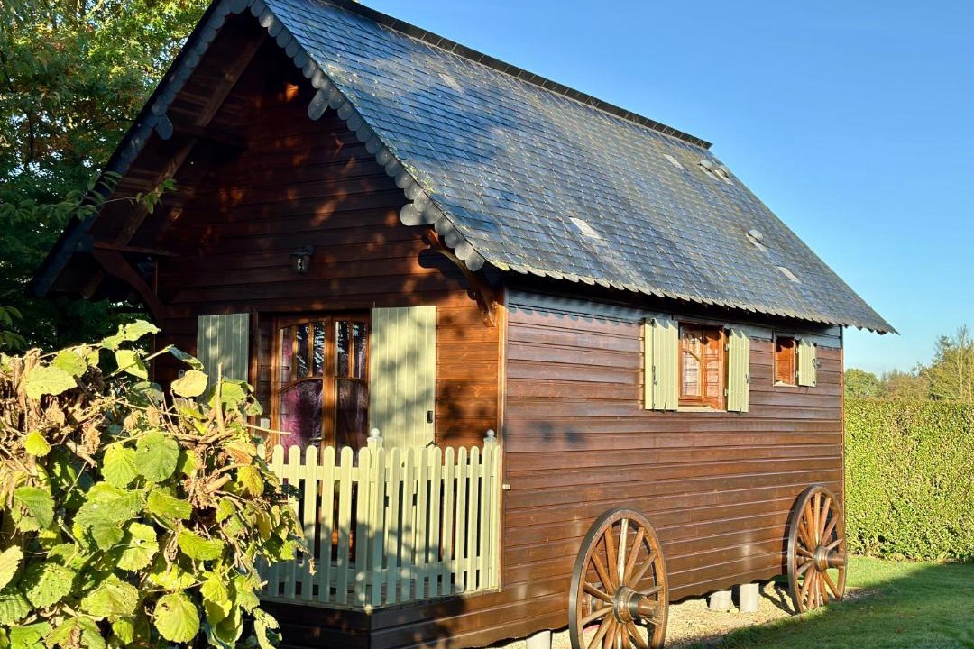 Photo of Others in Fiquefleur-Equainville