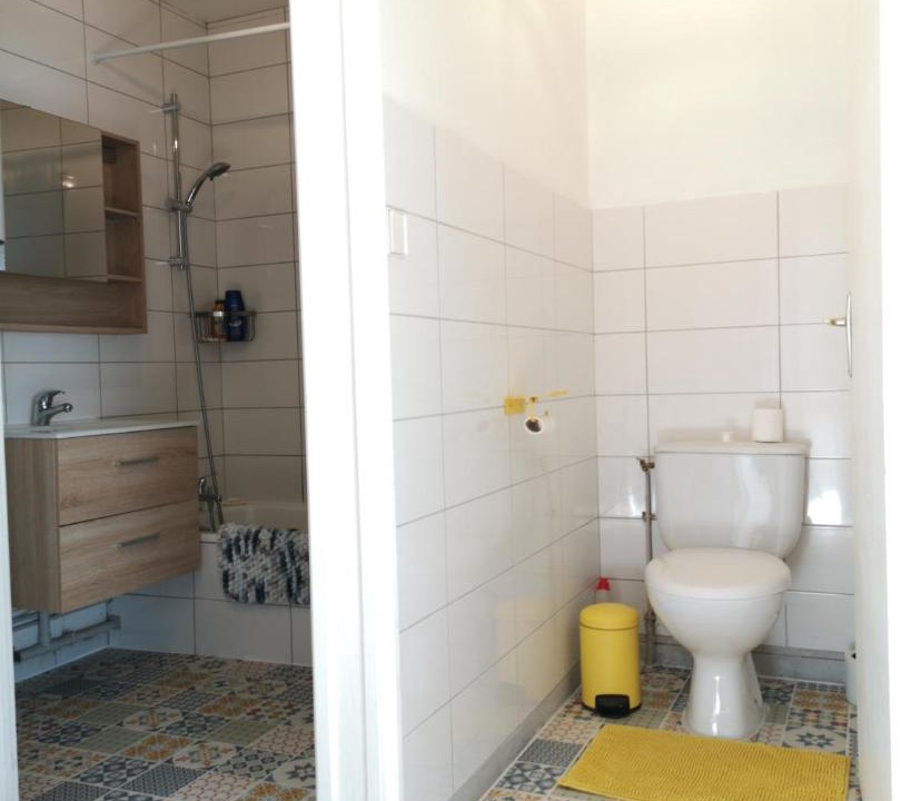 Photo of Bathroom in Longvic