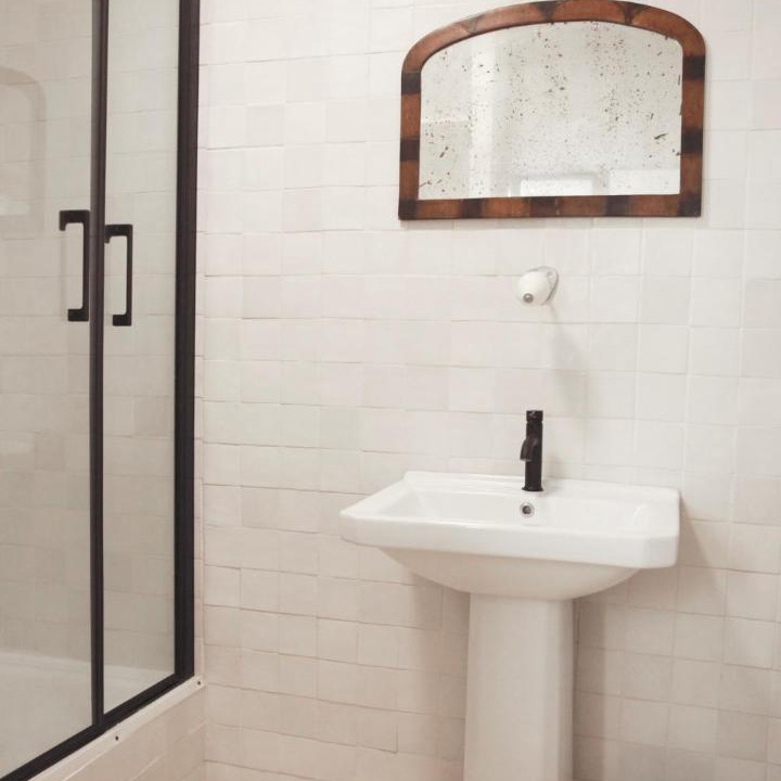 Photo of Bathroom in Chinon