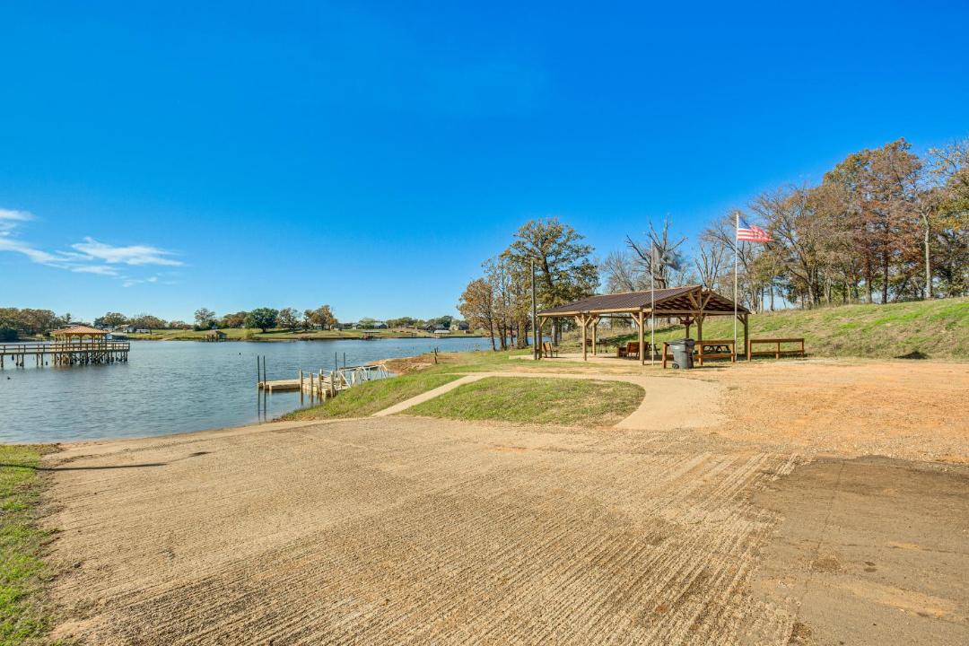 Photo of Others in Quitman
