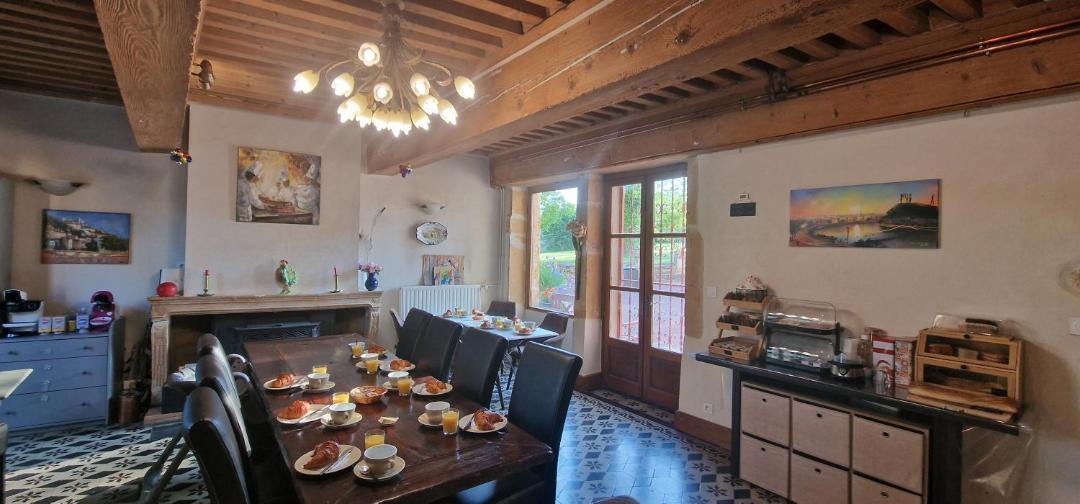 Photo of Others in Fleurieu-sur-Saone