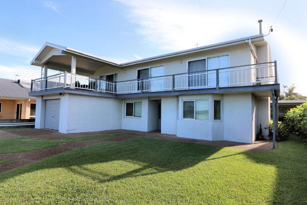 Photo of Others in Burnett Heads