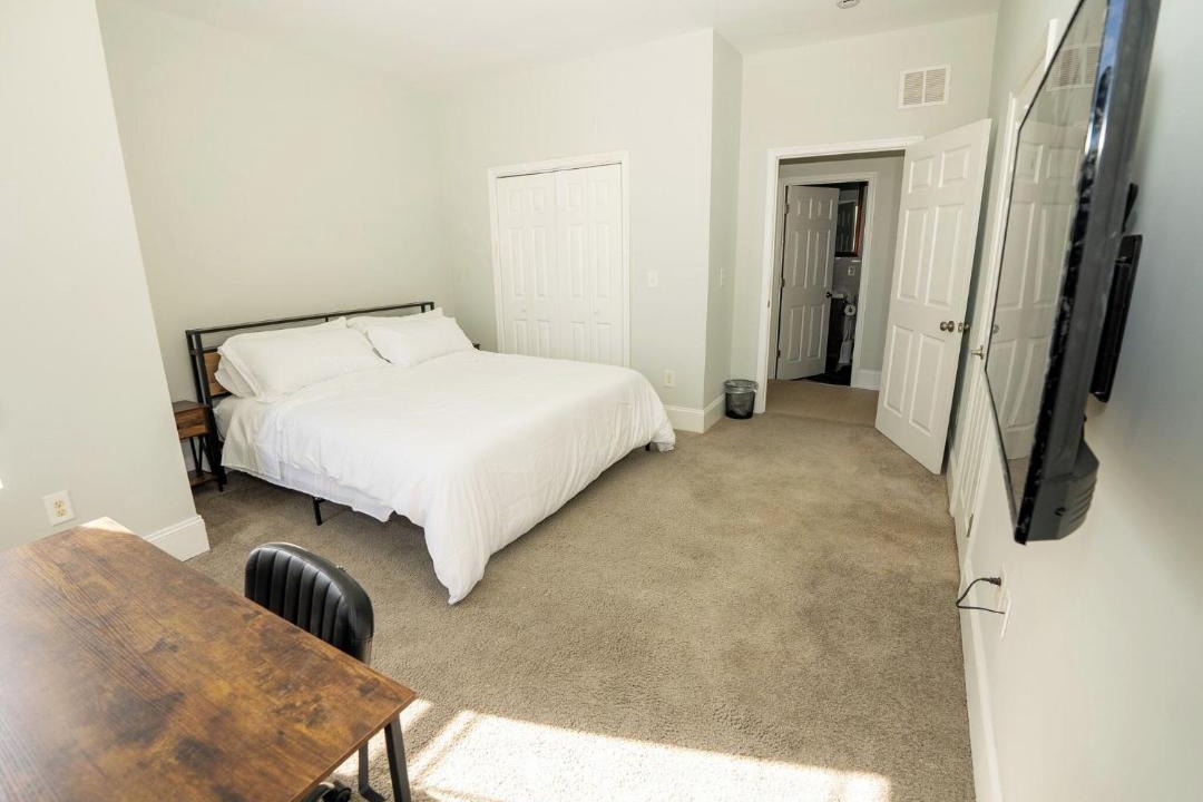 Photo of Bedroom in Downtown Baltimore