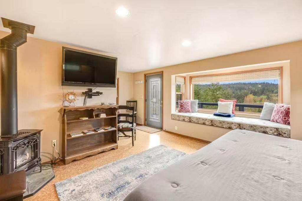 Photo of Bedroom in Deer Harbor