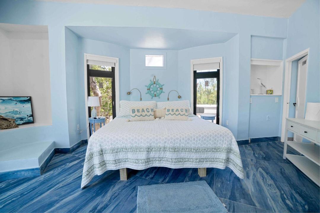 Photo of Bedroom in Long Beach Estates