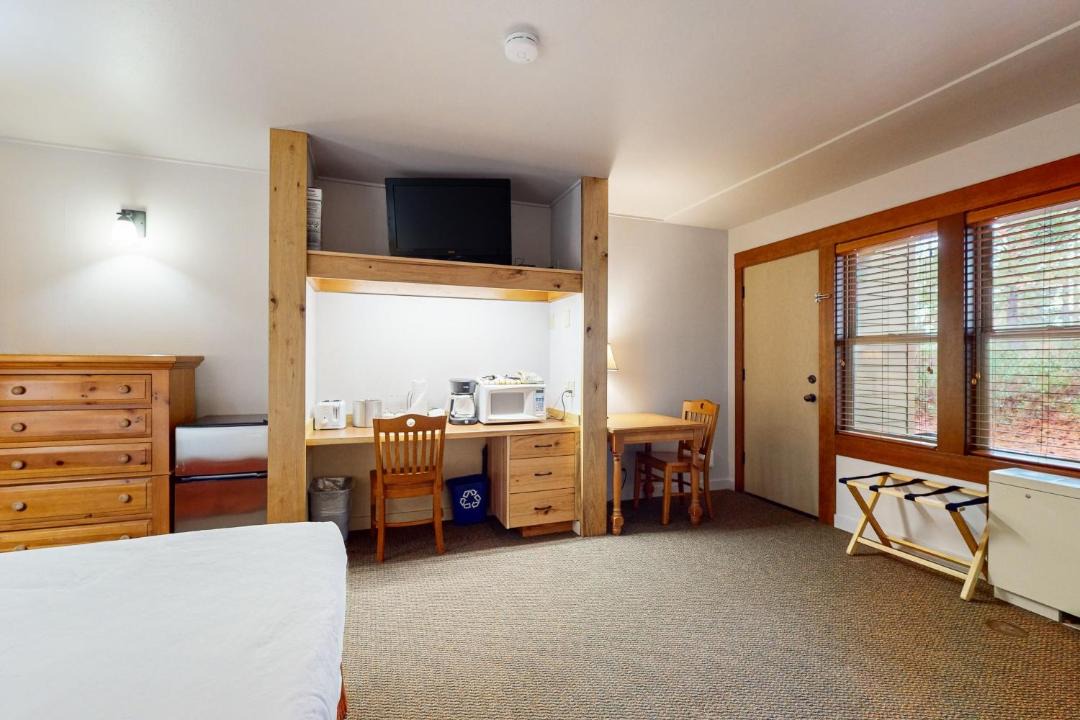 Photo of Bedroom in Bend