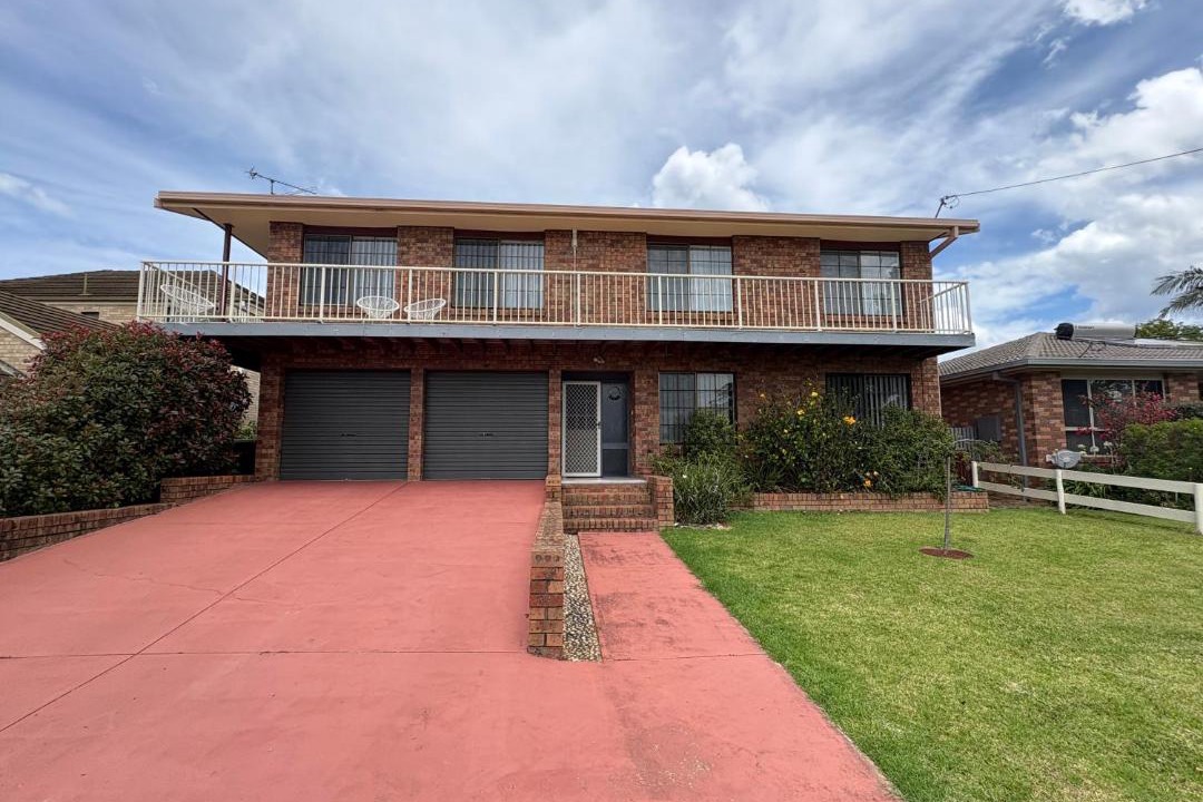 Photo of Others in Dalmeny