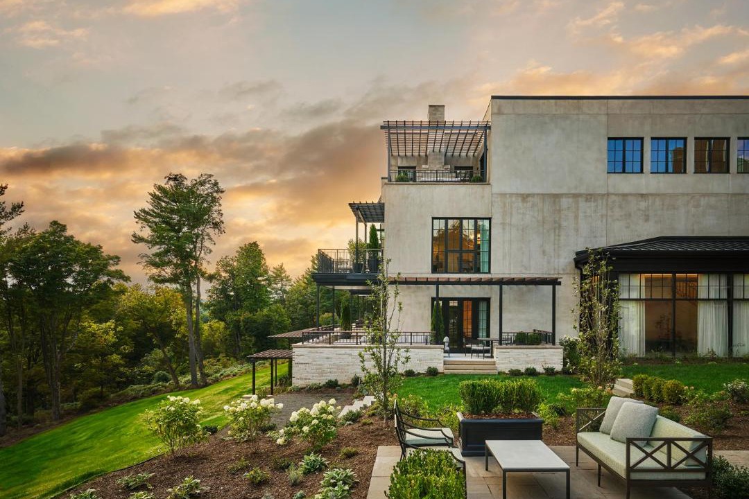 Photo of Others in Far Hills