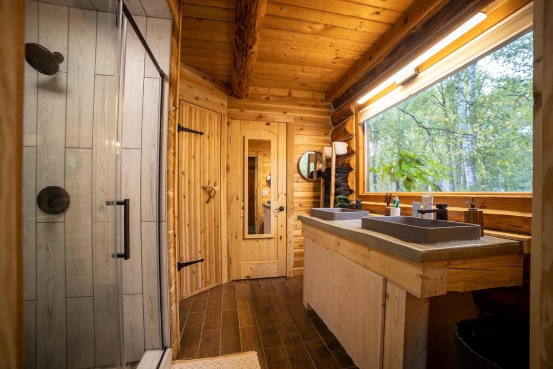 Photo of Bathroom in Talkeetna