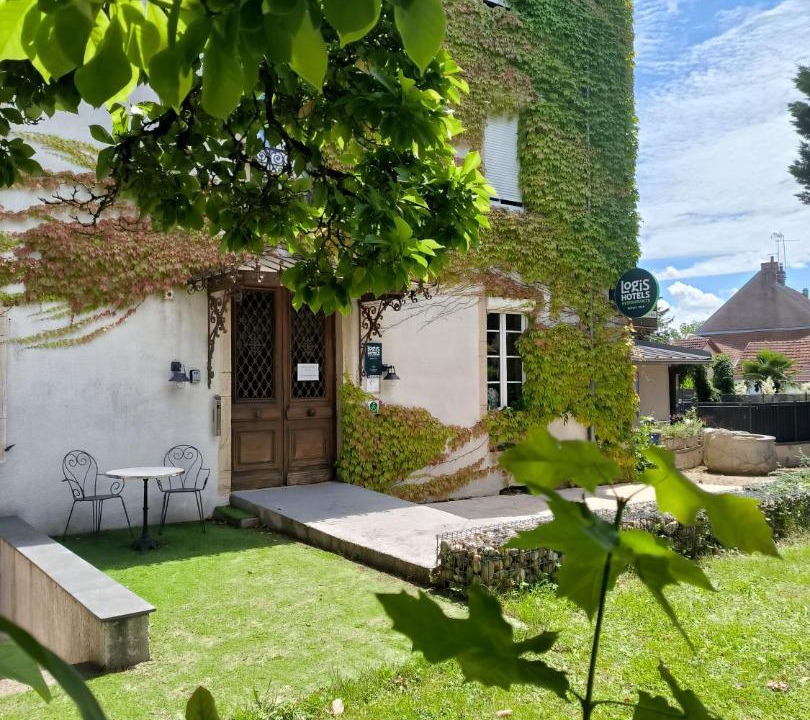 Photo of Others in Lamarche-sur-Saone