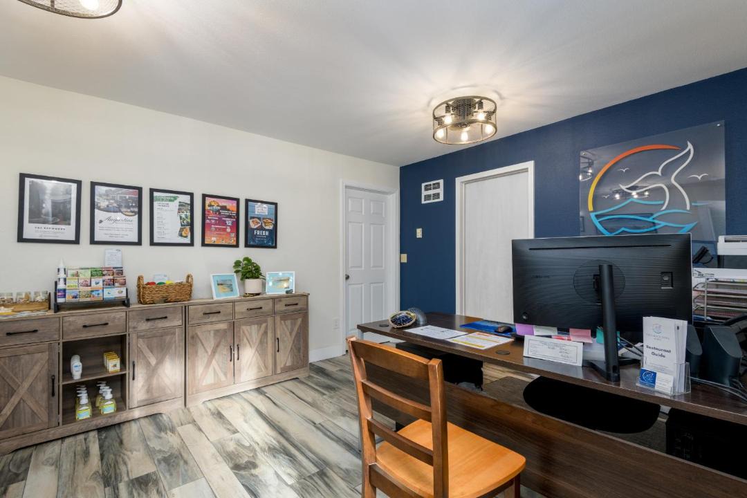 Photo of Others in Harbor