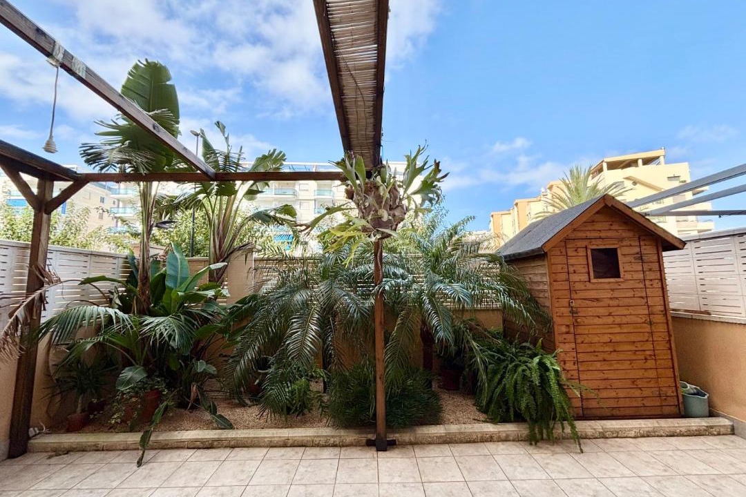 Photo of Patio Balcony in Daimuz