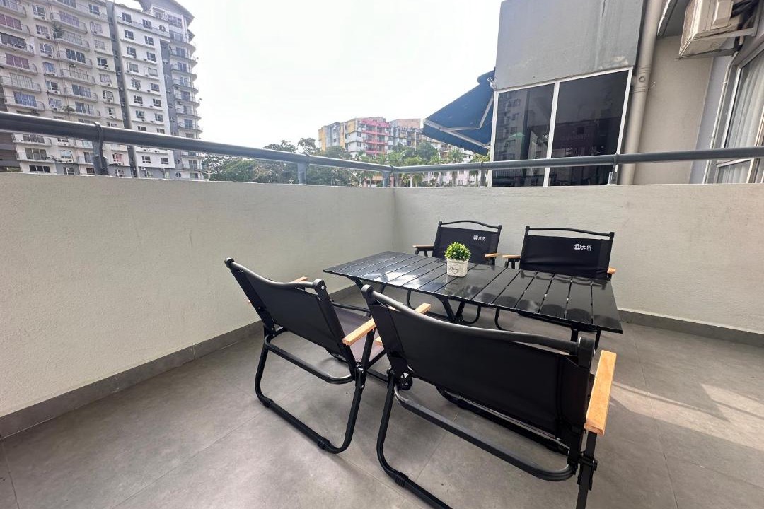 Photo of Patio Balcony in Baharu
