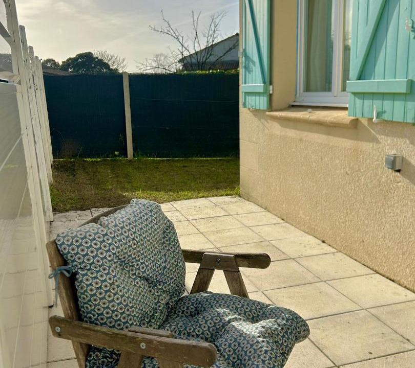Photo of Patio Balcony in Saint-Andre-de-Cubzac