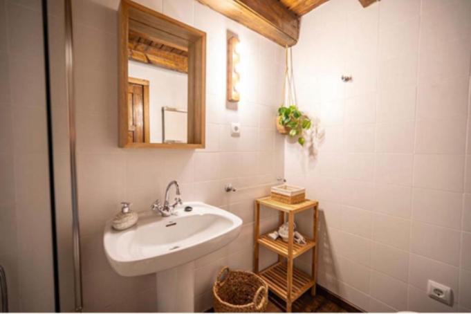 Photo of Bathroom in Pujo