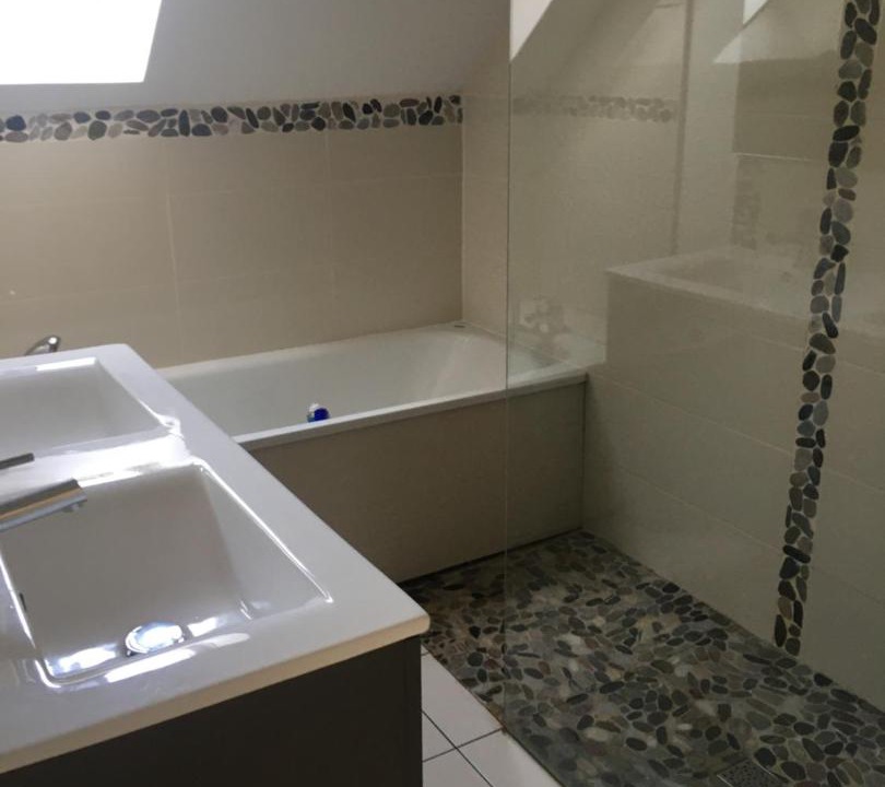 Photo of Bathroom in Monce-en-Belin