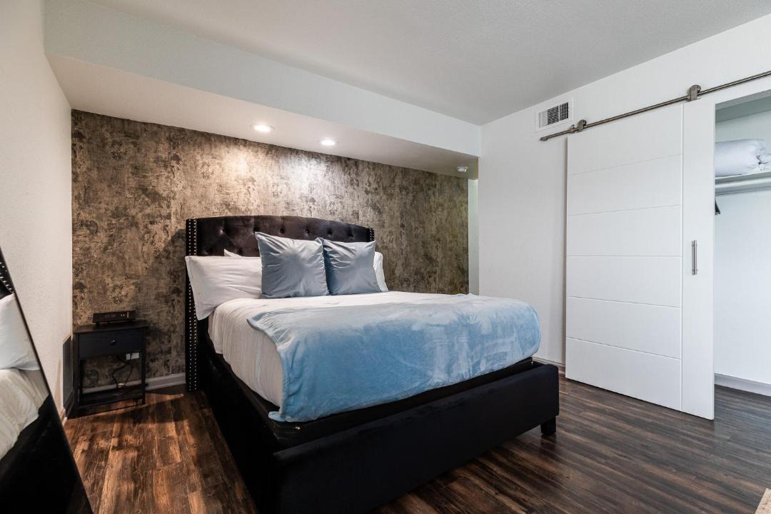 Photo of Bedroom in Braeswood Place