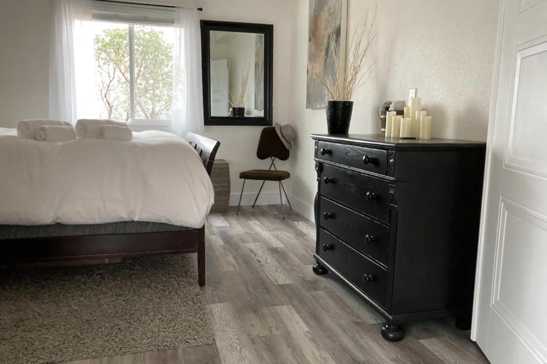 Photo of Bedroom in Cloverdale