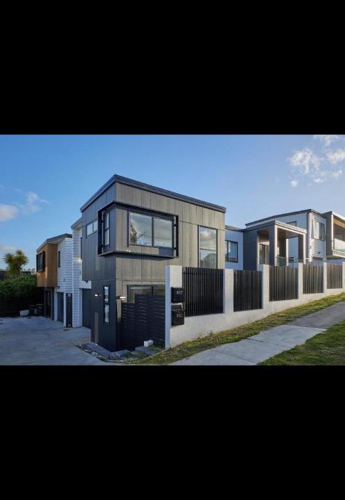 Photo of Others in Eastern Beach