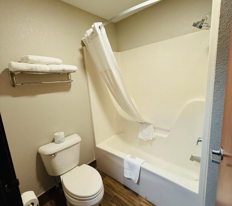Photo of Bathroom in Brinkley
