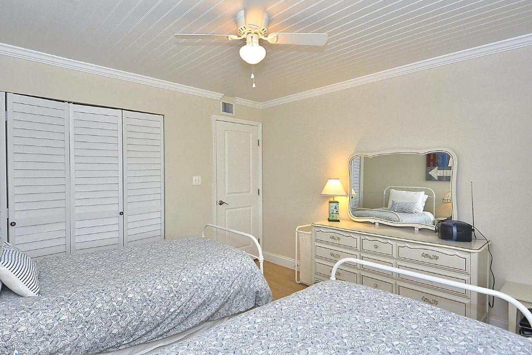 Photo of Bedroom in Sunset Beach