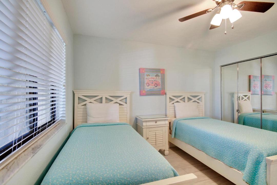 Photo of Bedroom in Sunset Beach