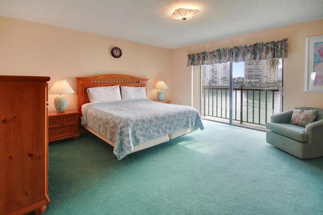 Photo of Bedroom in Sunset Beach
