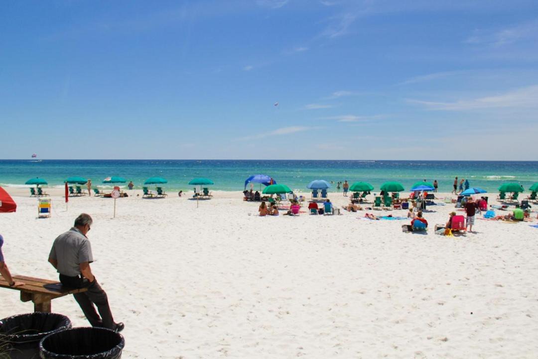 Photo of Others in Destin