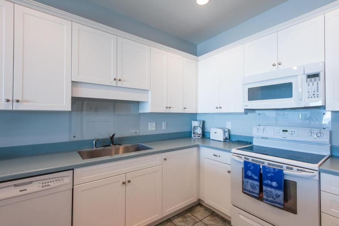 Photo of Kitchen in White Sands